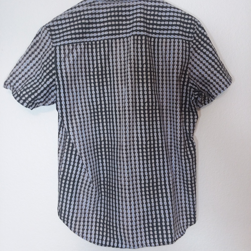 Calvin Klein LG Button-Up - Picture 3 of 4